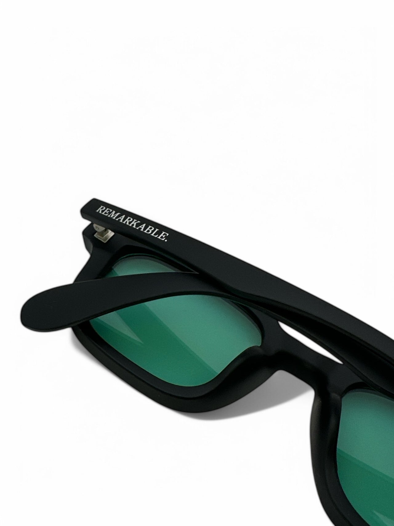 Yard - Green / Black