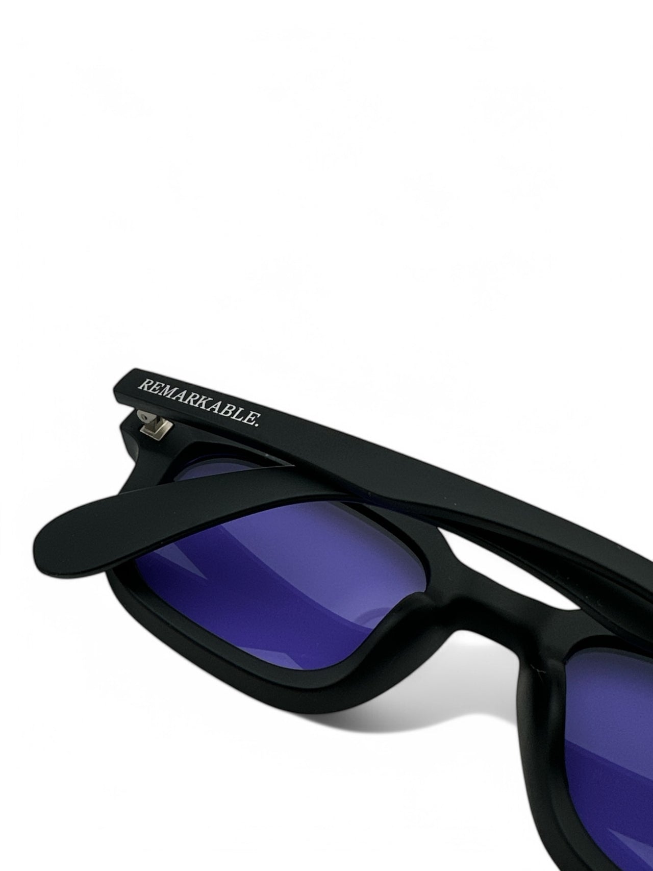 Yard - Purple / Black