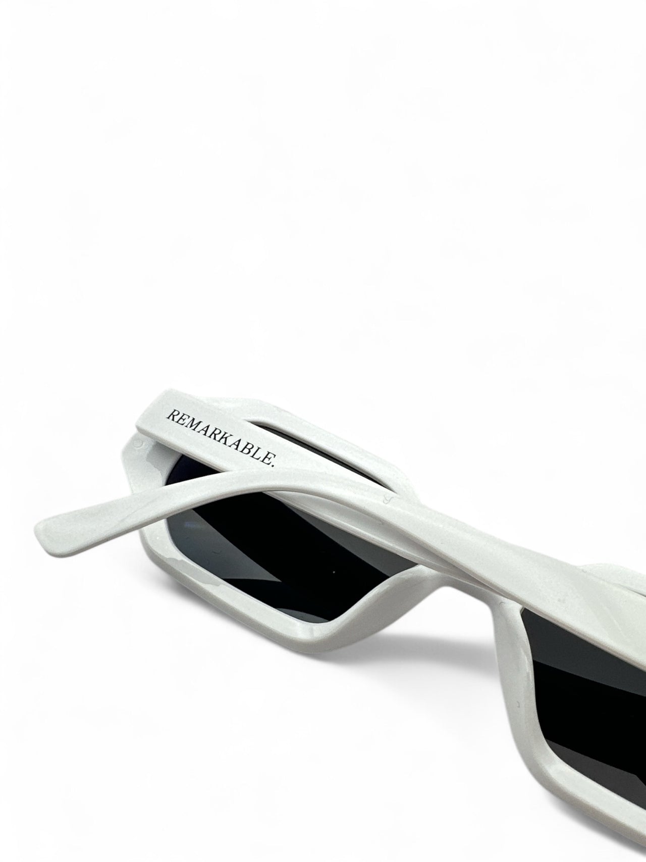 Spaze - Black / White